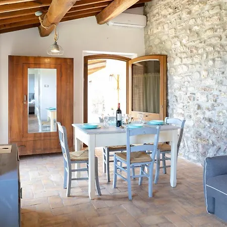 Rustic House, Con Patio E Giardino, Centro Dom wakacyjny