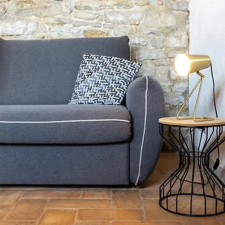 Dom wakacyjny Rustic House, Con Patio E Giardino, Centro