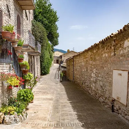 Dom wakacyjny Rustic House, Con Patio E Giardino, Centro Asyż