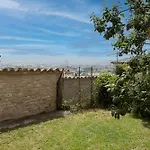 Hébergement de vacances Rustic House, Con Patio E Giardino, Centro *