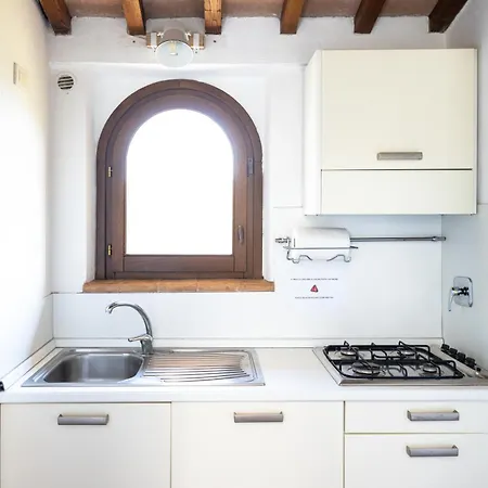 Rustic House, Con Patio E Giardino, Centro * אסיסי