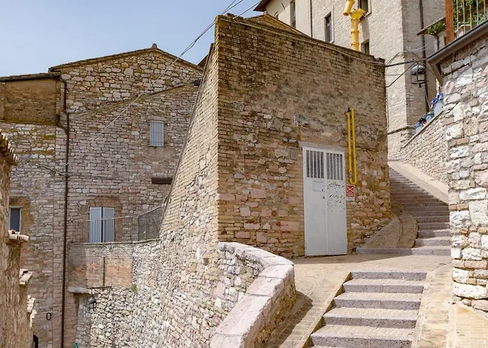 Rustic House, Con Patio E Giardino, Centro Assise